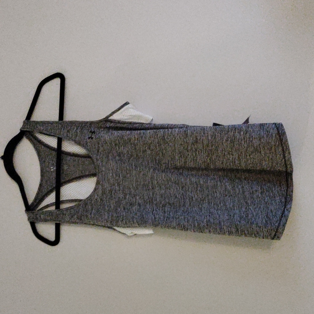 NWT Under Armor Top